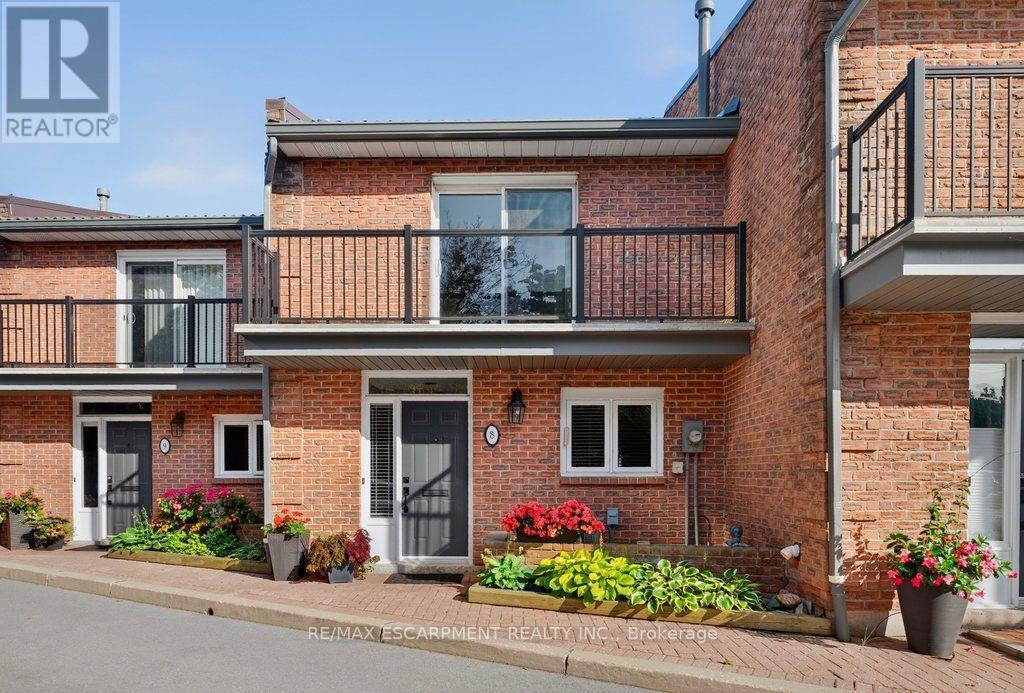 8 - 2136 OLD LAKESHORE ROAD, Burlington, Ontario