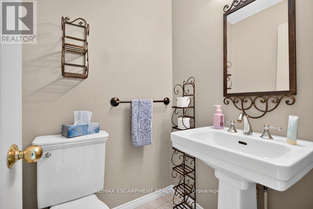 8 - 2136 Old Lakeshore Road, Burlington, Ontario  L7R 1A3 - Photo 14 - W13702018