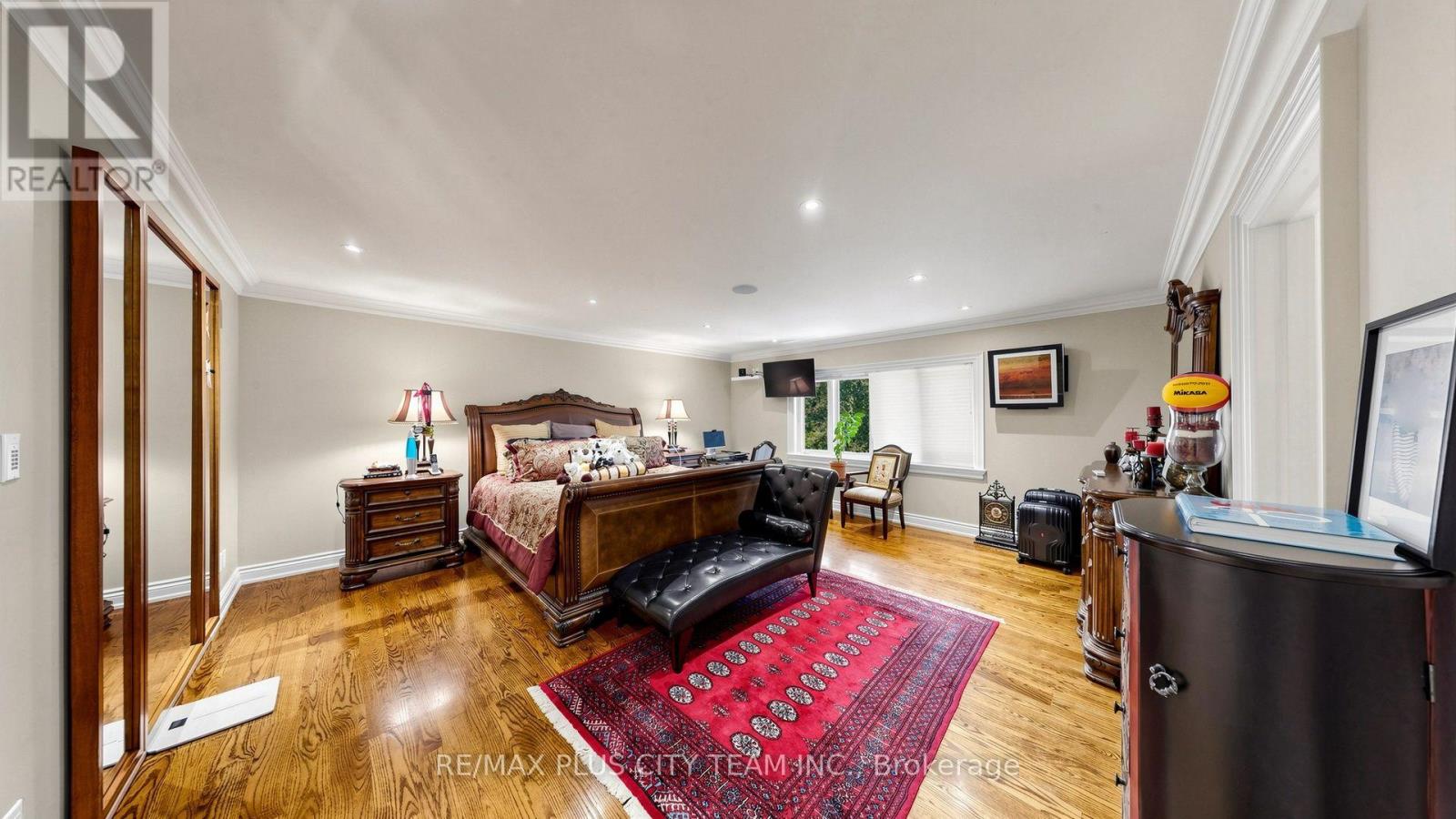 50 Bonnyview Drive, Toronto, Ontario  M8Y 3G6 - Photo 16 - W13702028