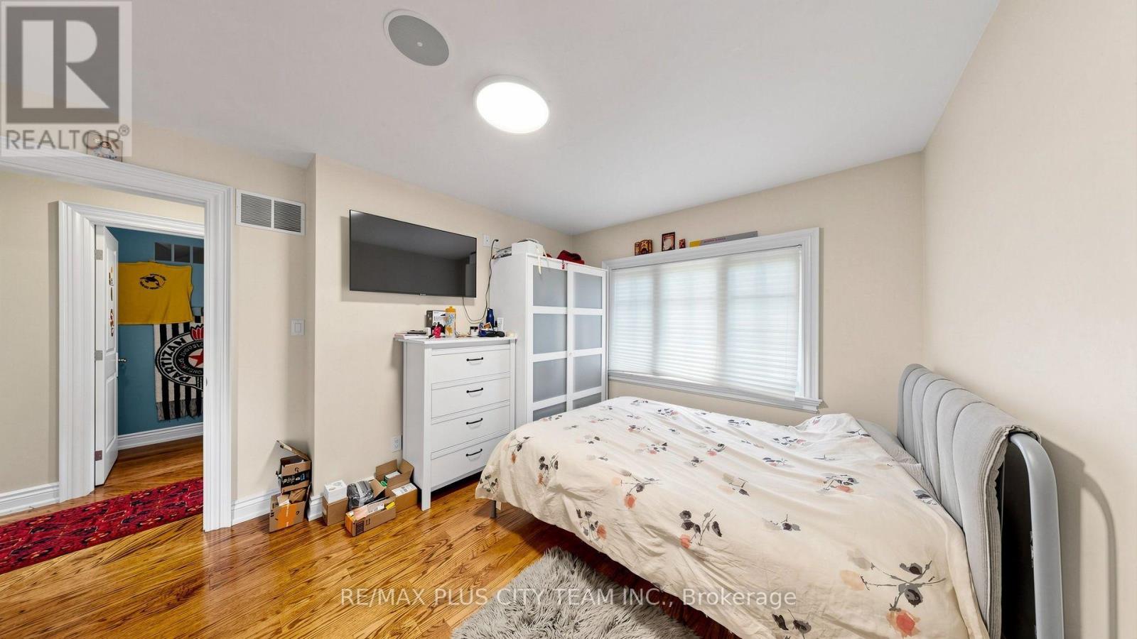 50 Bonnyview Drive, Toronto, Ontario  M8Y 3G6 - Photo 23 - W13702028