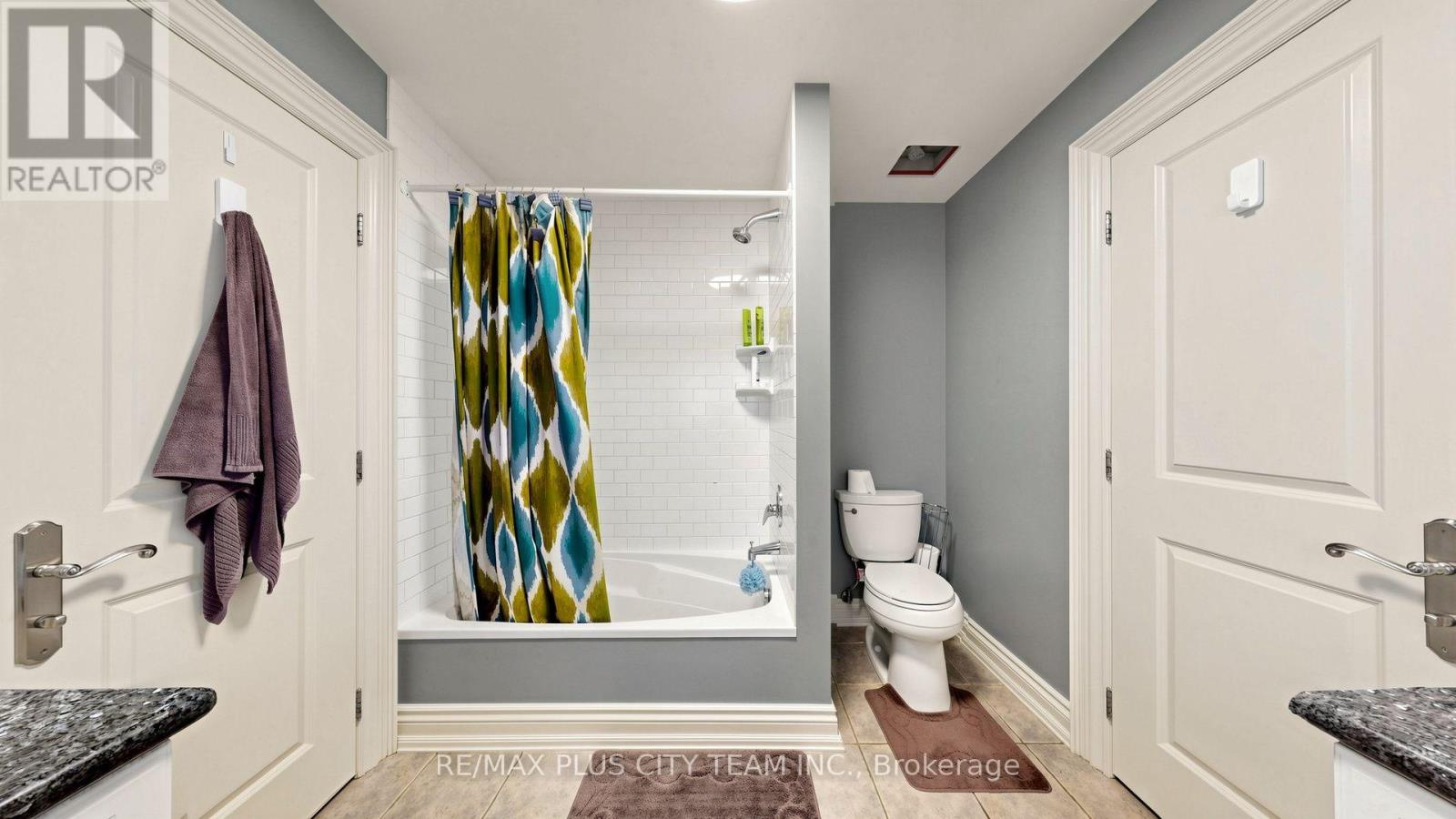50 Bonnyview Drive, Toronto, Ontario  M8Y 3G6 - Photo 28 - W13702028
