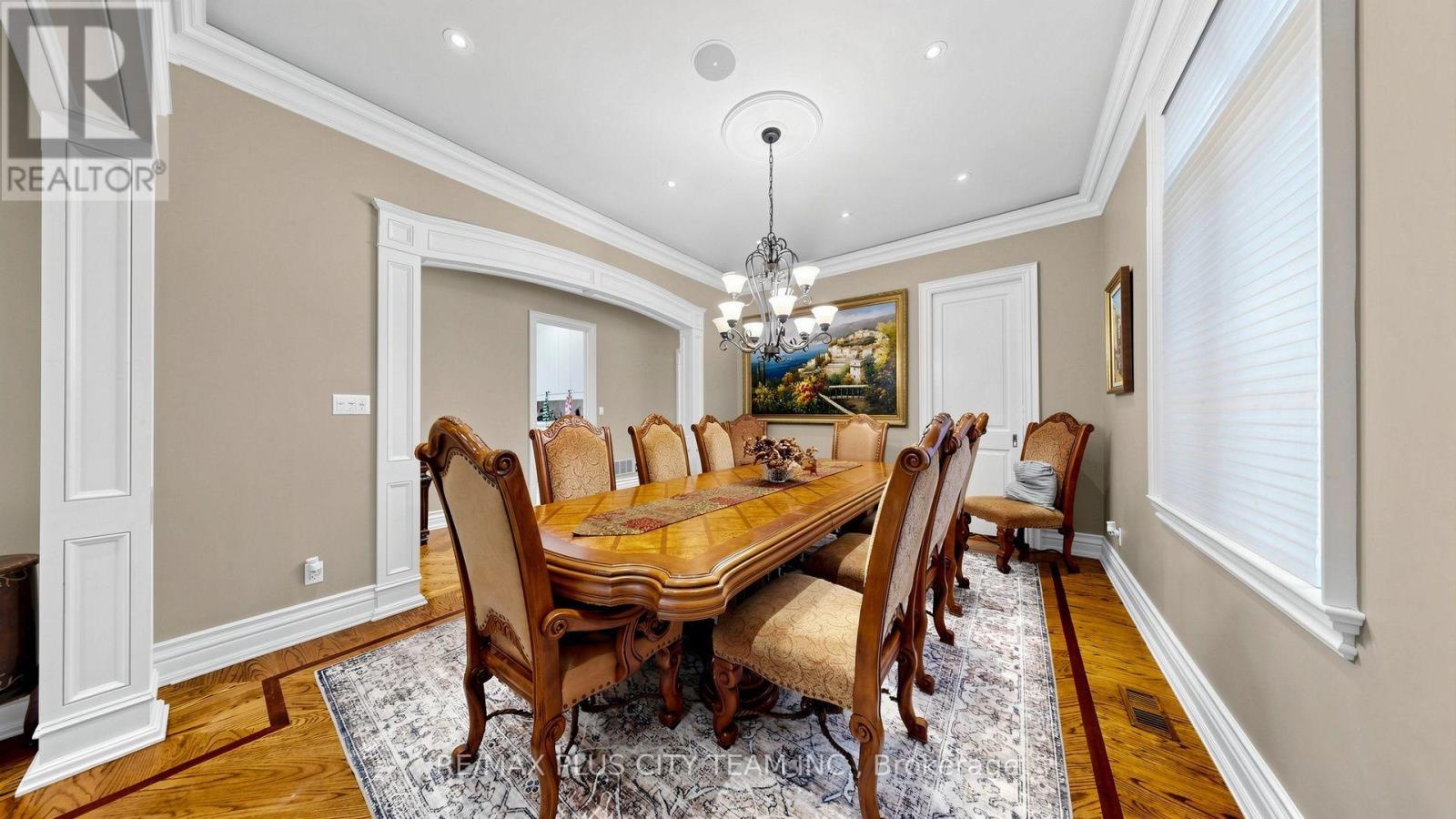 50 Bonnyview Drive, Toronto, Ontario  M8Y 3G6 - Photo 5 - W13702028