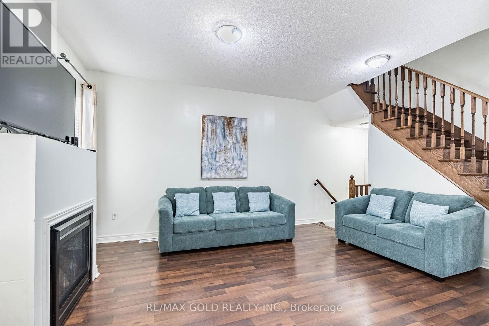 49 Baby Pointe Trail, Brampton, Ontario L7A 0W3 - Photo 13 - W13702032