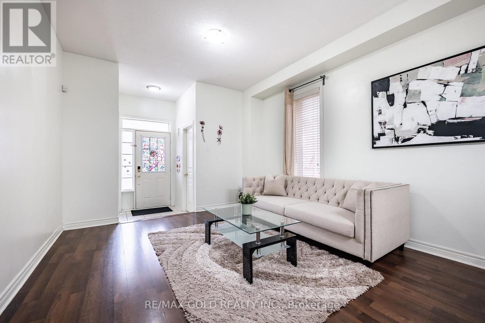 49 Baby Pointe Trail, Brampton, Ontario L7A 0W3 - Photo 7 - W13702032