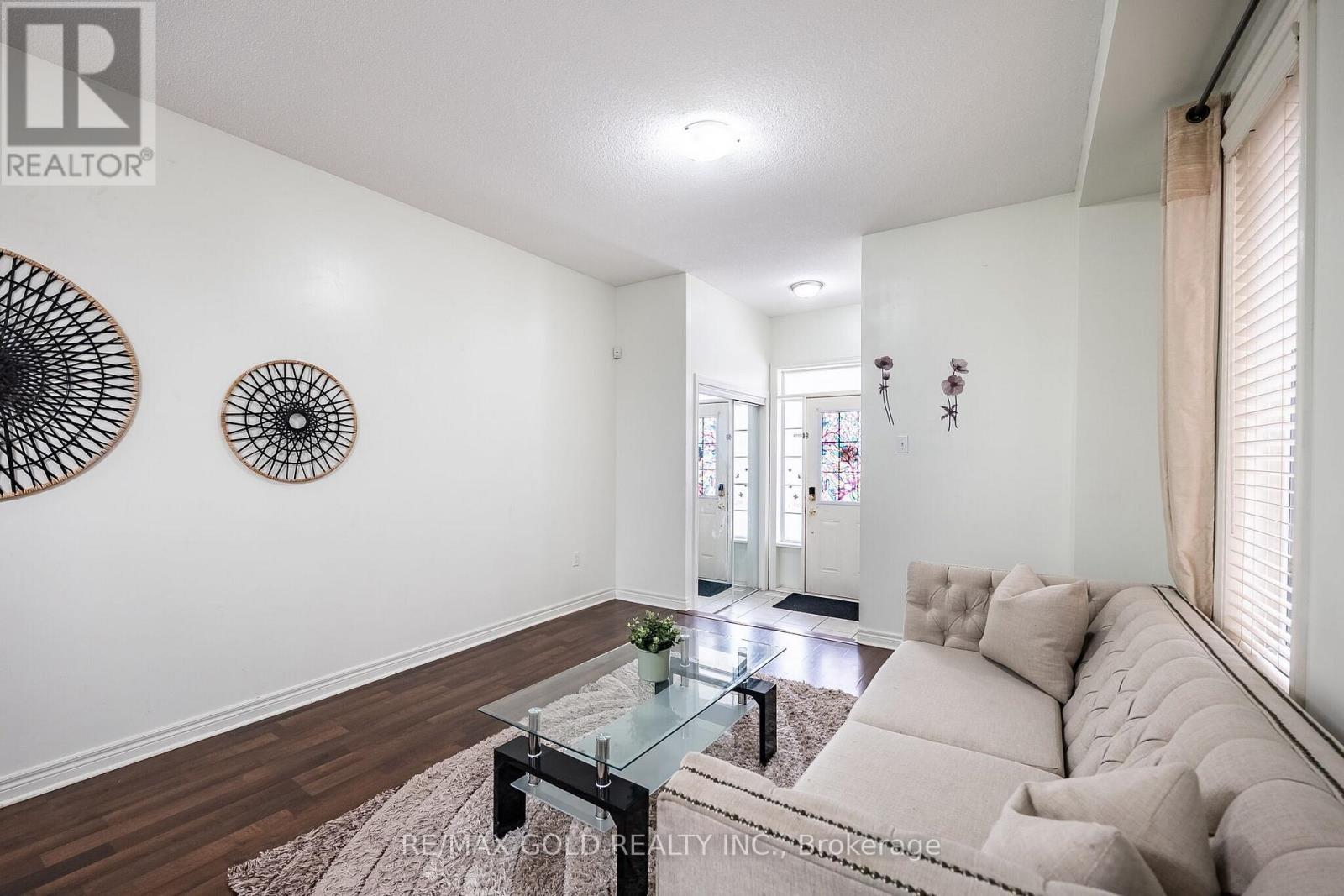 49 Baby Pointe Trail, Brampton, Ontario L7A 0W3 - Photo 9 - W13702032