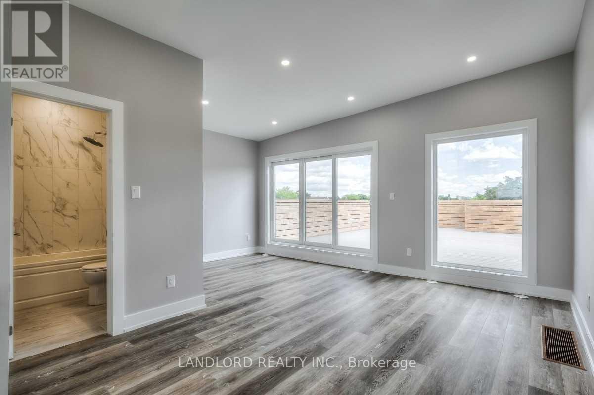 3 - 53 Rockcliffe Boulevard, Toronto, Ontario M6N 4R3 - Photo 10 - W13702038