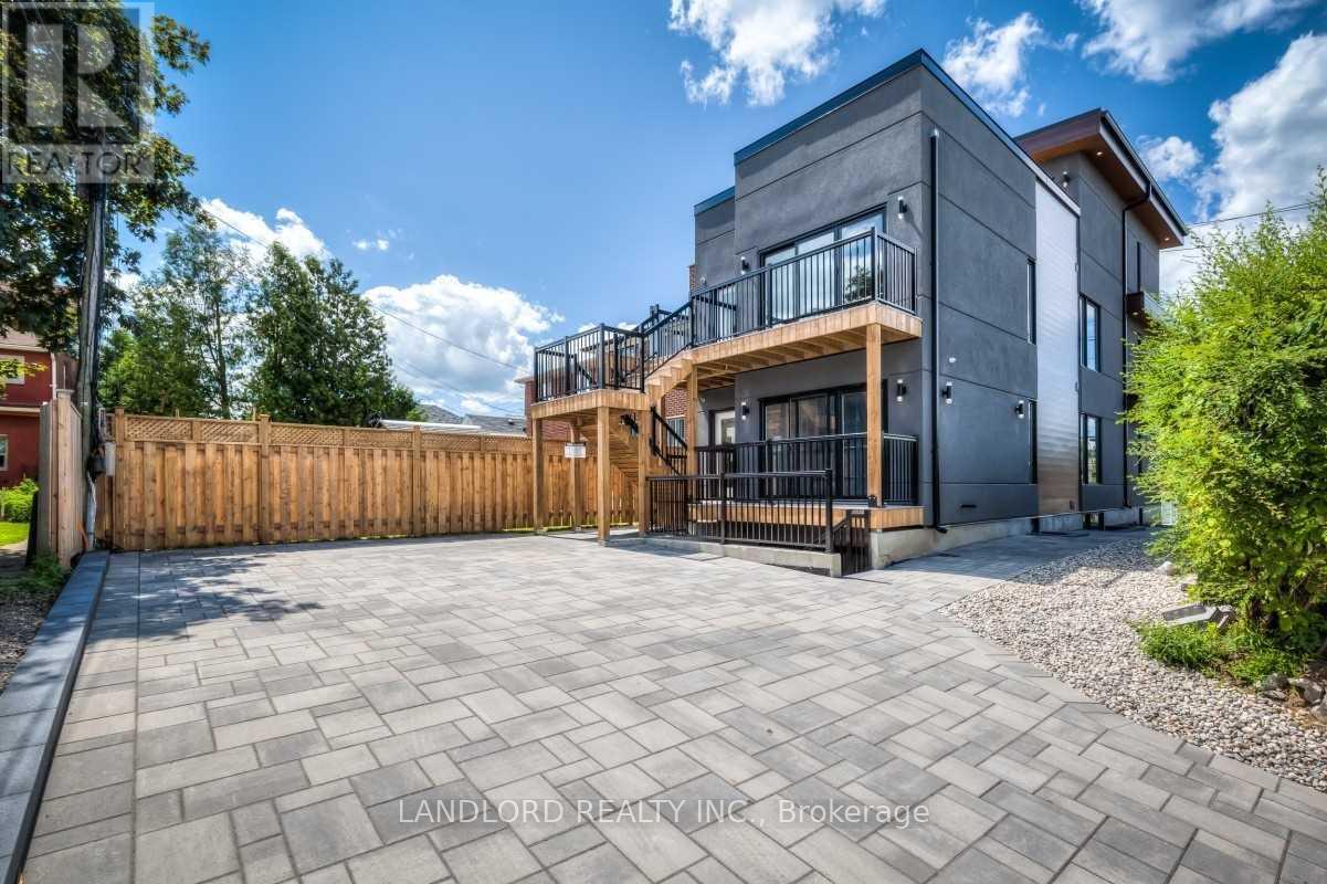 3 - 53 Rockcliffe Boulevard, Toronto, Ontario M6N 4R3 - Photo 17 - W13702038