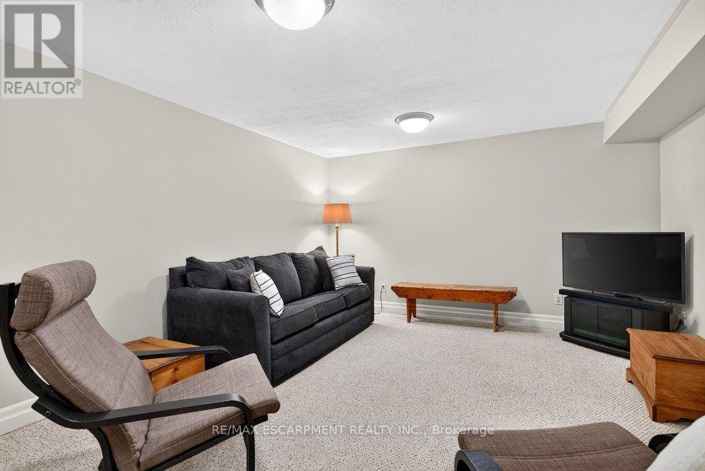 1975 Sterling Place, Burlington, Ontario  L7P 2Y6 - Photo 37 - W13702044