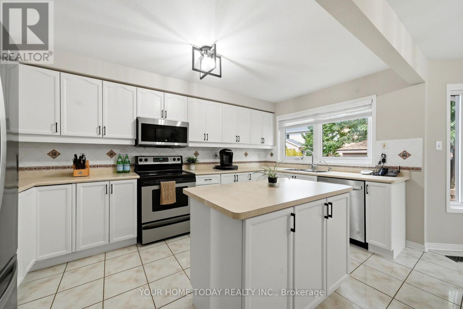 58 Chester Crescent, Halton Hills, Ontario L7G 5W5 - Photo 10 - W13702056