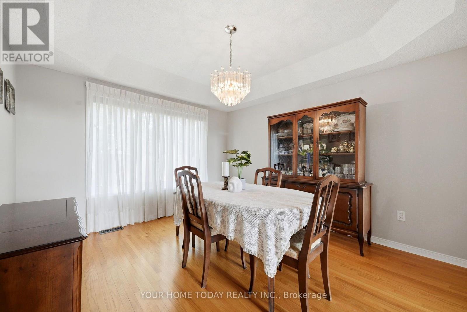58 Chester Crescent, Halton Hills, Ontario L7G 5W5 - Photo 9 - W13702056