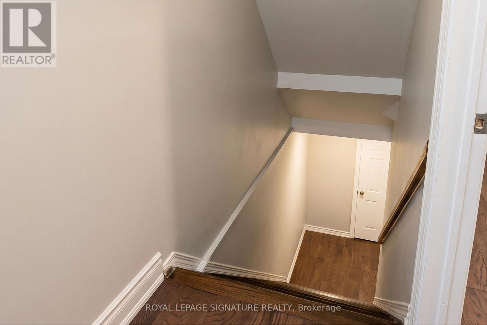352 Assiniboine Trail, Mississauga, Ontario  L5R 2Y3 - Photo 14 - W13702074