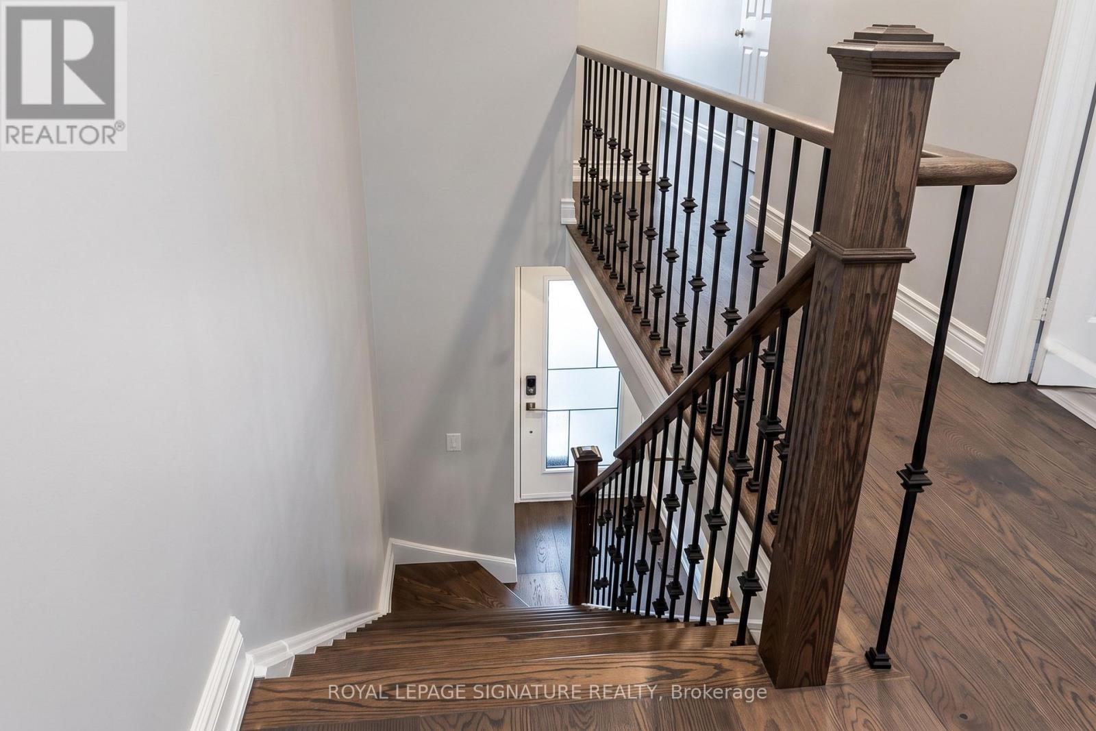 352 Assiniboine Trail, Mississauga, Ontario  L5R 2Y3 - Photo 7 - W13702074