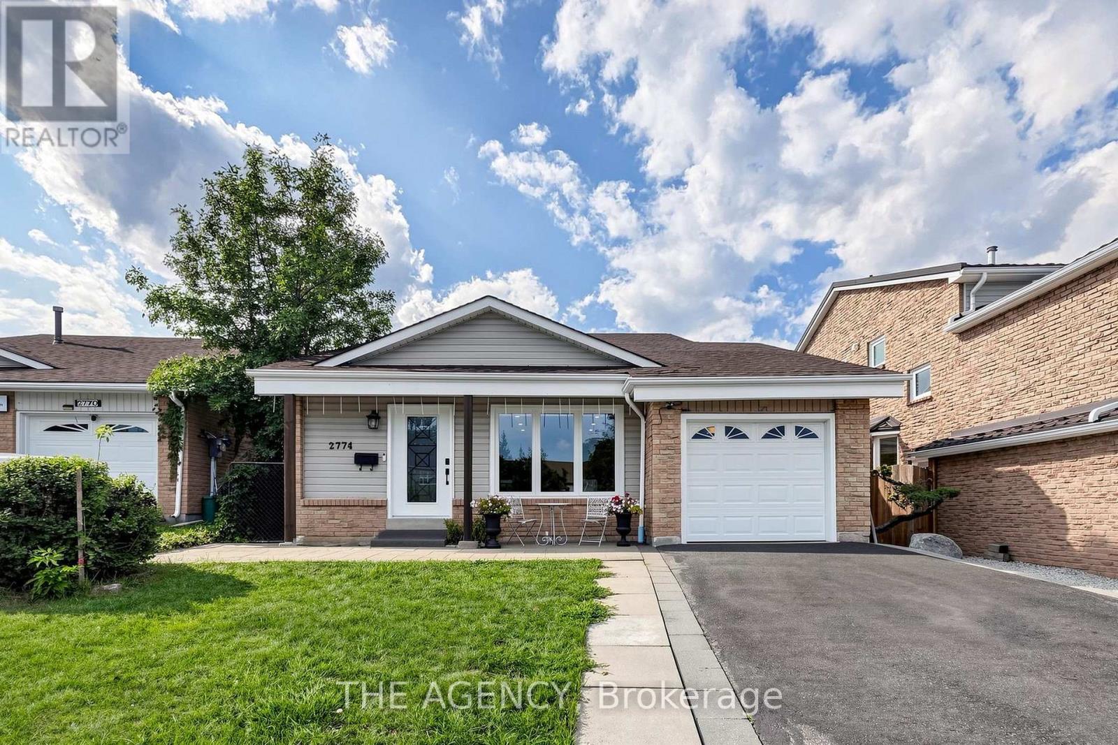 2774 Quill Crescent, Mississauga, Ontario  L5N 2G9 - Photo 1 - W13702086