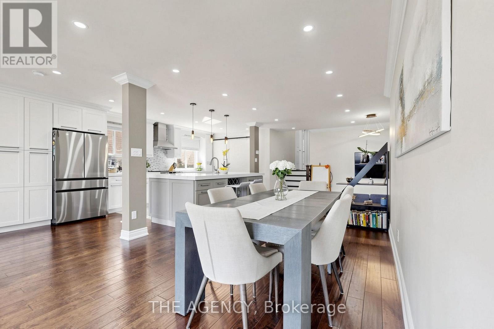 Upper - 2774 Quill Crescent, Mississauga, Ontario L5N 2G9 - Photo 3 - W13702118