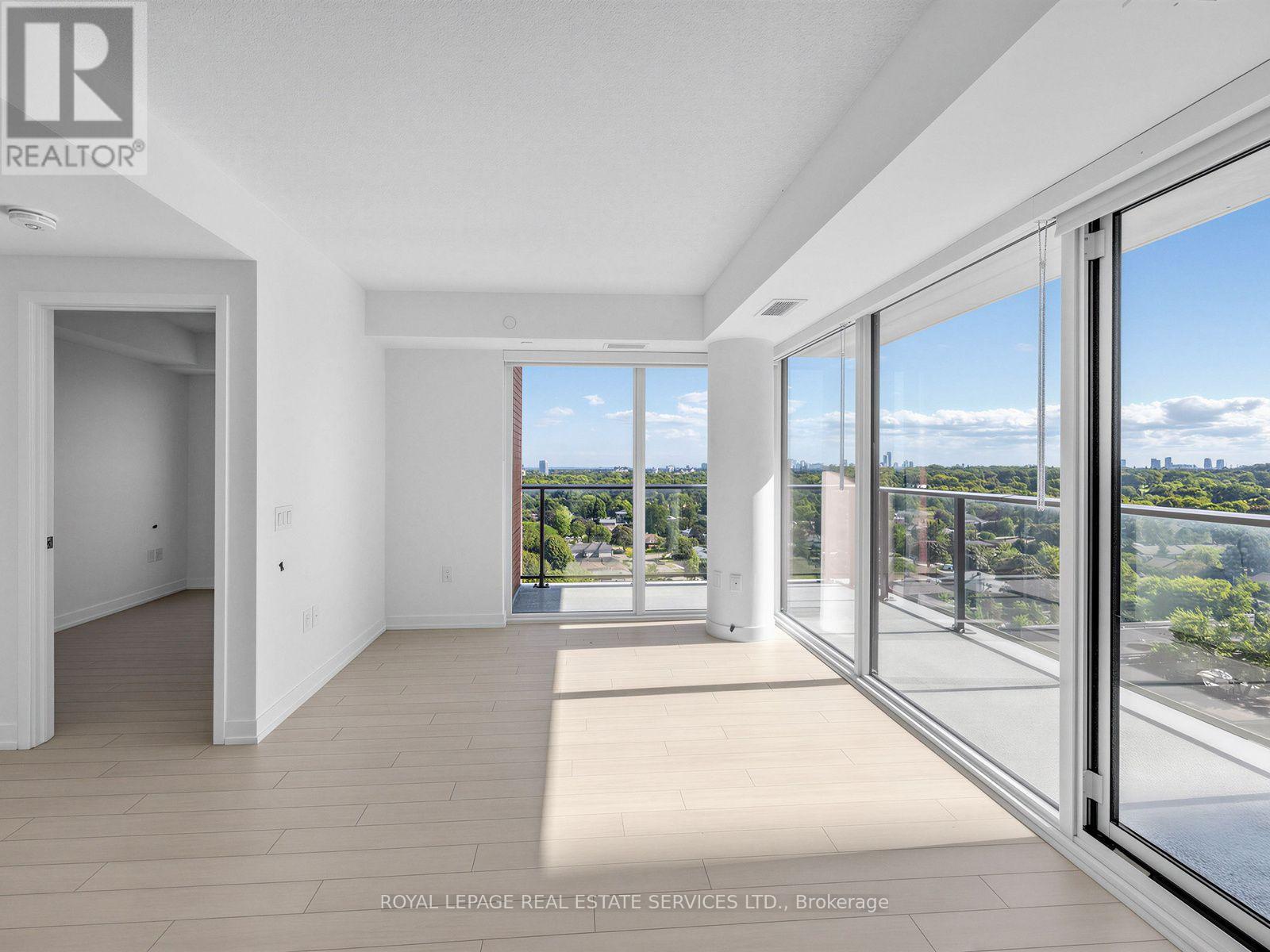 1315 - 4010 Eglinton Avenue W, Toronto, Ontario  M9A 0G5 - Photo 11 - W13702138