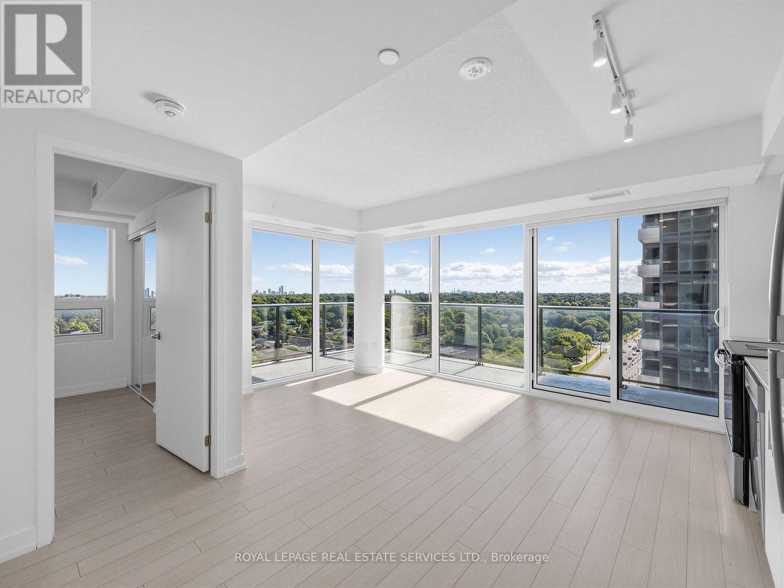 1315 - 4010 Eglinton Avenue W, Toronto, Ontario  M9A 0G5 - Photo 4 - W13702138