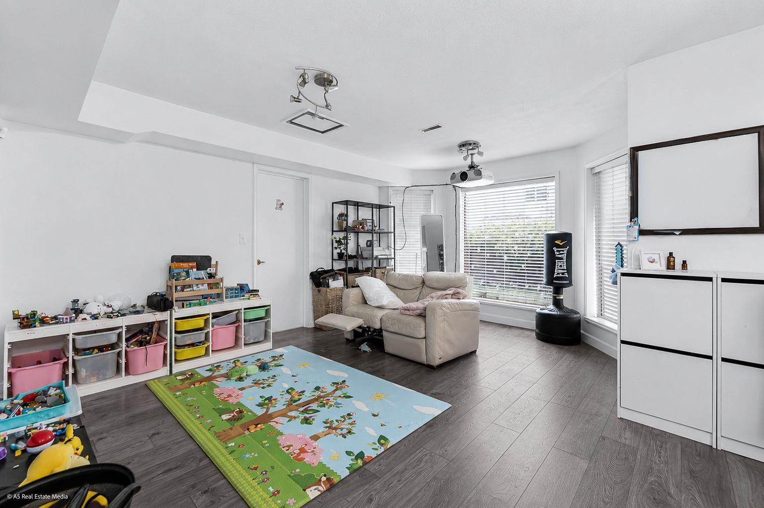 16375 Middleglen Place, Surrey, British Columbia  V4N 1X7 - Photo 32 - R3157608