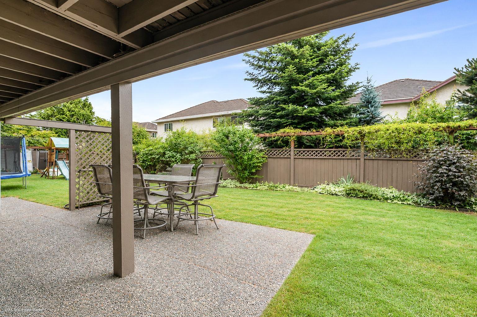 16375 Middleglen Place, Surrey, British Columbia  V4N 1X7 - Photo 29 - R3157608