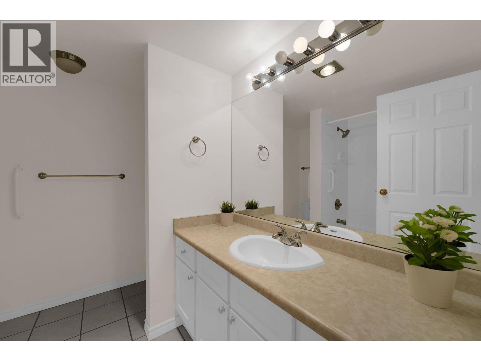 209 10220 Ryan Road, Richmond, British Columbia V7A 4R1 - Photo 19 - R3142192