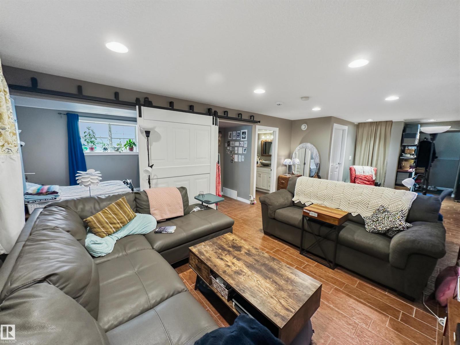6515 37 Av, Beaumont, Alberta  T4X 0G8 - Photo 43 - E4505032