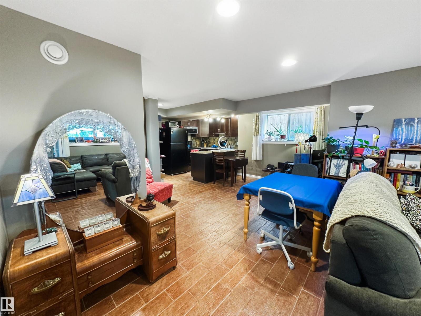6515 37 Av, Beaumont, Alberta  T4X 0G8 - Photo 50 - E4505032