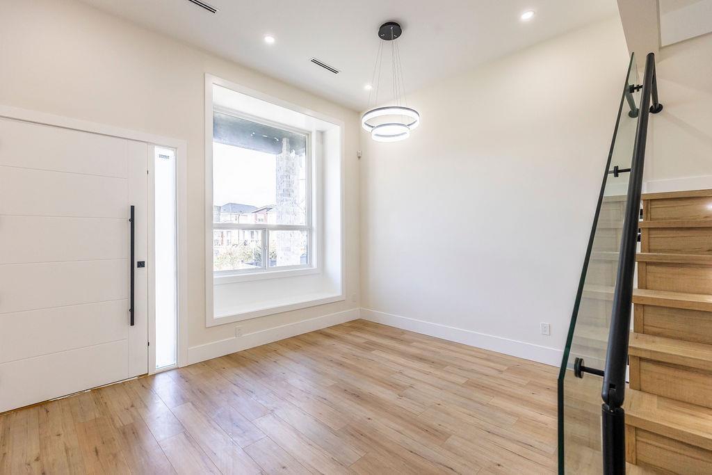 7080 192a Street, Surrey, British Columbia  V4N 6V1 - Photo 3 - R3157805