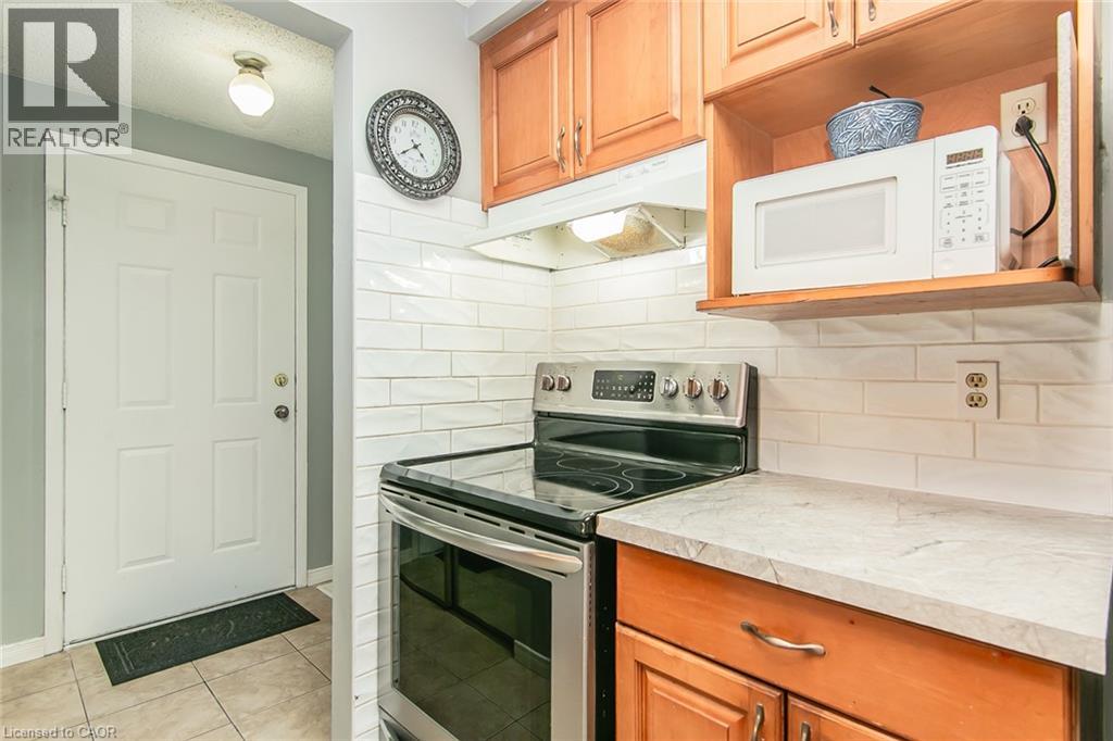 117 Northlake Drive Unit# B, Waterloo, Ontario  N2V 1L1 - Photo 12 - 40854718