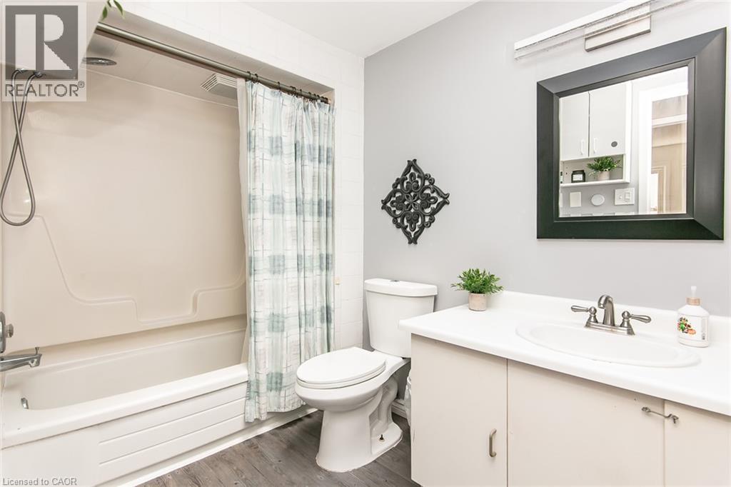 117 Northlake Drive Unit# B, Waterloo, Ontario  N2V 1L1 - Photo 16 - 40854718