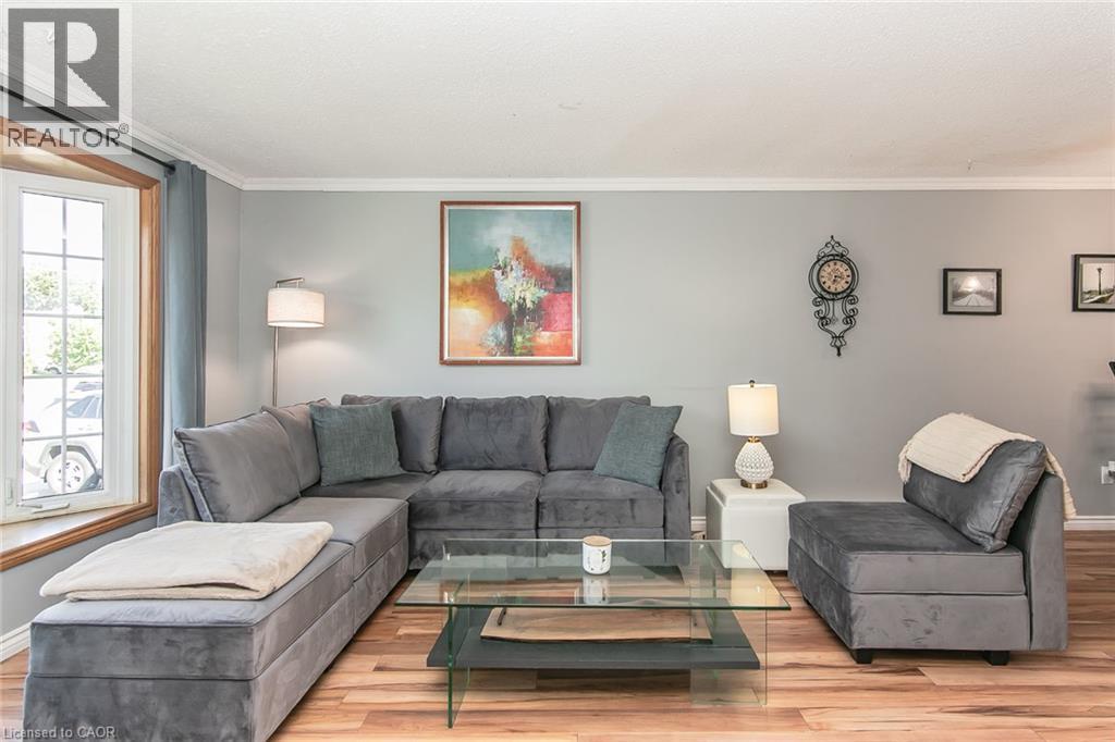 117 Northlake Drive Unit# B, Waterloo, Ontario  N2V 1L1 - Photo 3 - 40854718