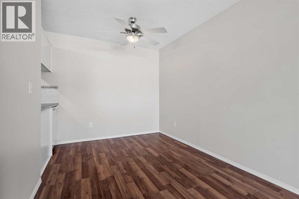 220, 101 Big Hill Way SE, Airdrie, Alberta T4A 1Z7 - Photo 15 - A2337649
