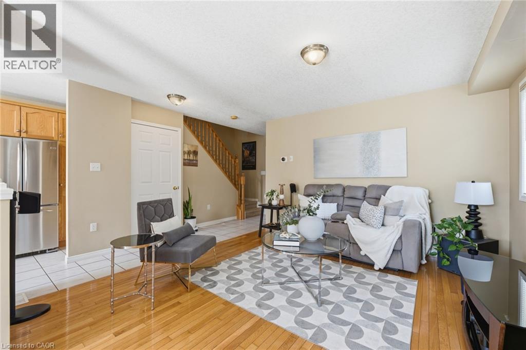 644 Langlaw Drive, Cambridge, Ontario  N1P 1H4 - Photo 10 - 40857526