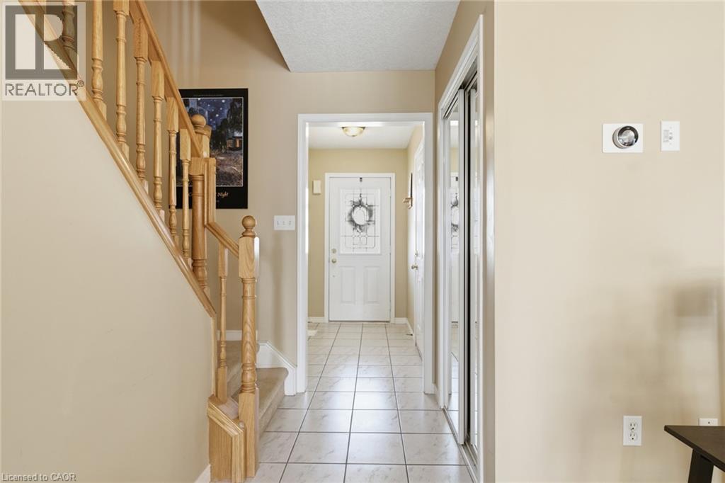 644 Langlaw Drive, Cambridge, Ontario  N1P 1H4 - Photo 7 - 40857526