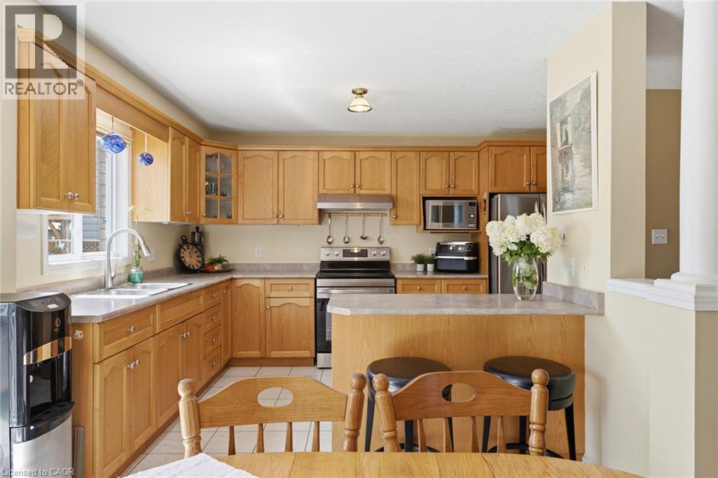 644 Langlaw Drive, Cambridge, Ontario  N1P 1H4 - Photo 15 - 40857526