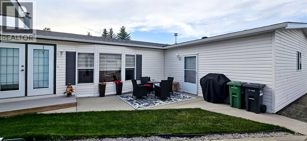 2344 Danielle Drive, Red Deer, Alberta  T4R 2Z8 - Photo 2 - A2338869