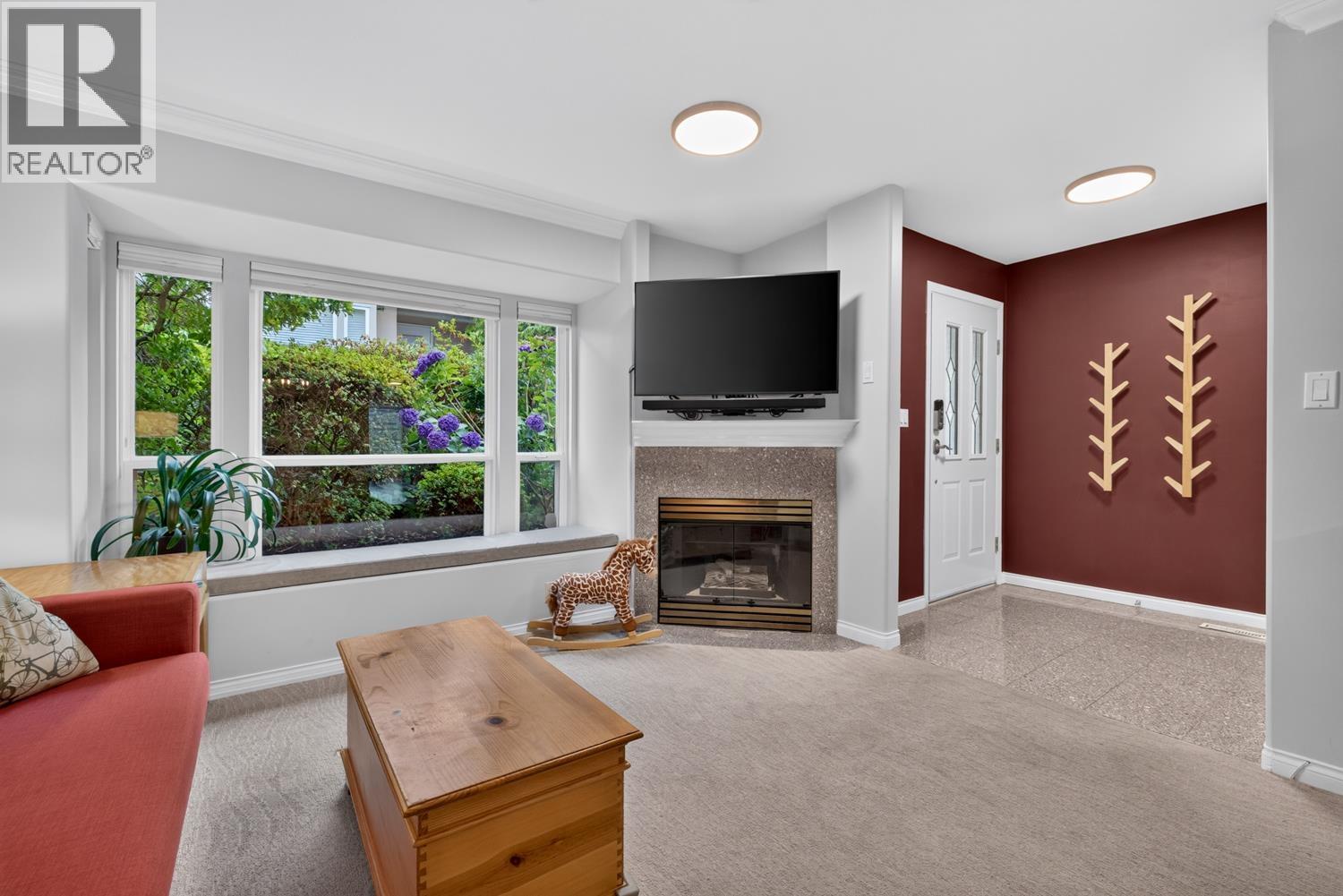 109 225 E 6th Street, North Vancouver, British Columbia  V7L 1P4 - Photo 3 - R3157366