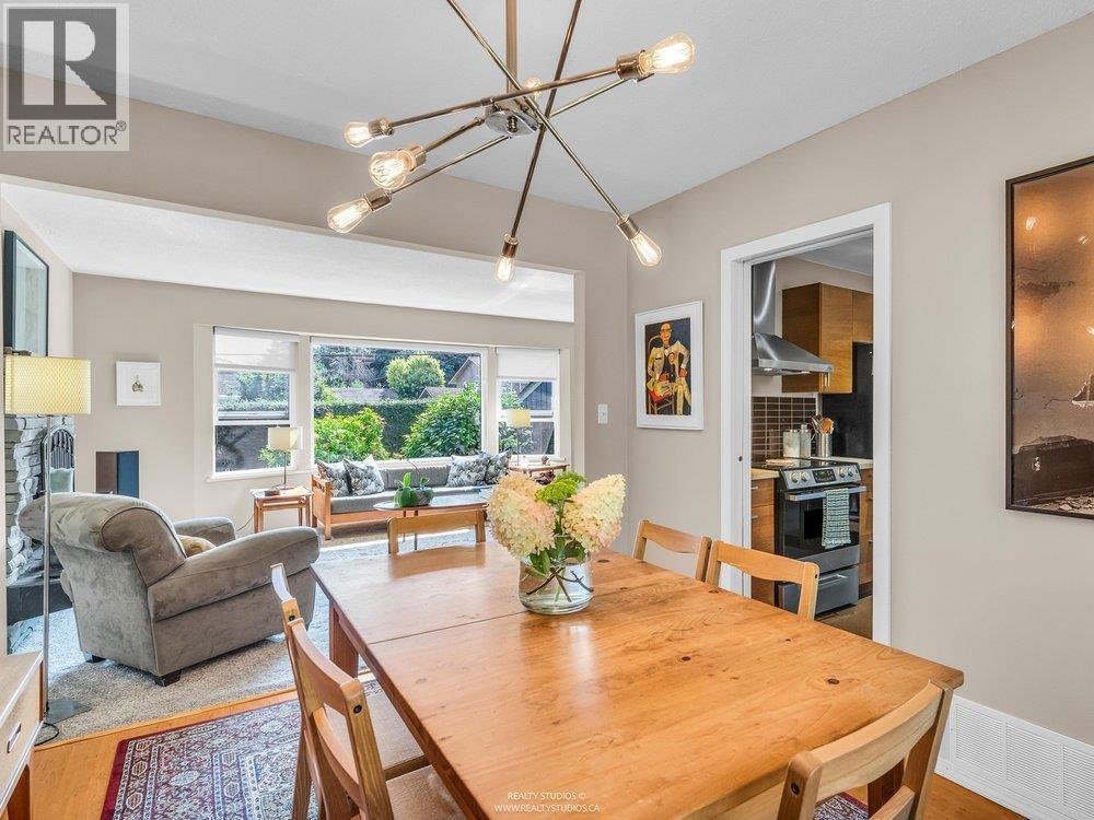 999 53a Street, Delta, British Columbia  V4M 3E2 - Photo 5 - R3140841