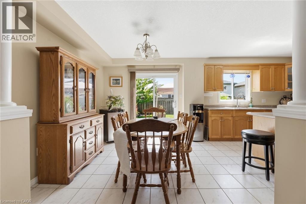 644 Langlaw Drive, Cambridge, Ontario  N1P 1H4 - Photo 13 - 40857526
