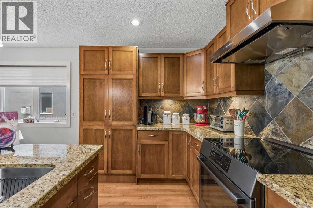 3444 3 Avenue NW, Calgary, Alberta  T2N 0M3 - Photo 6 - A2336104