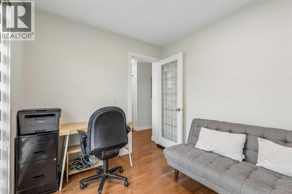 3444 3 Avenue NW, Calgary, Alberta  T2N 0M3 - Photo 17 - A2336104