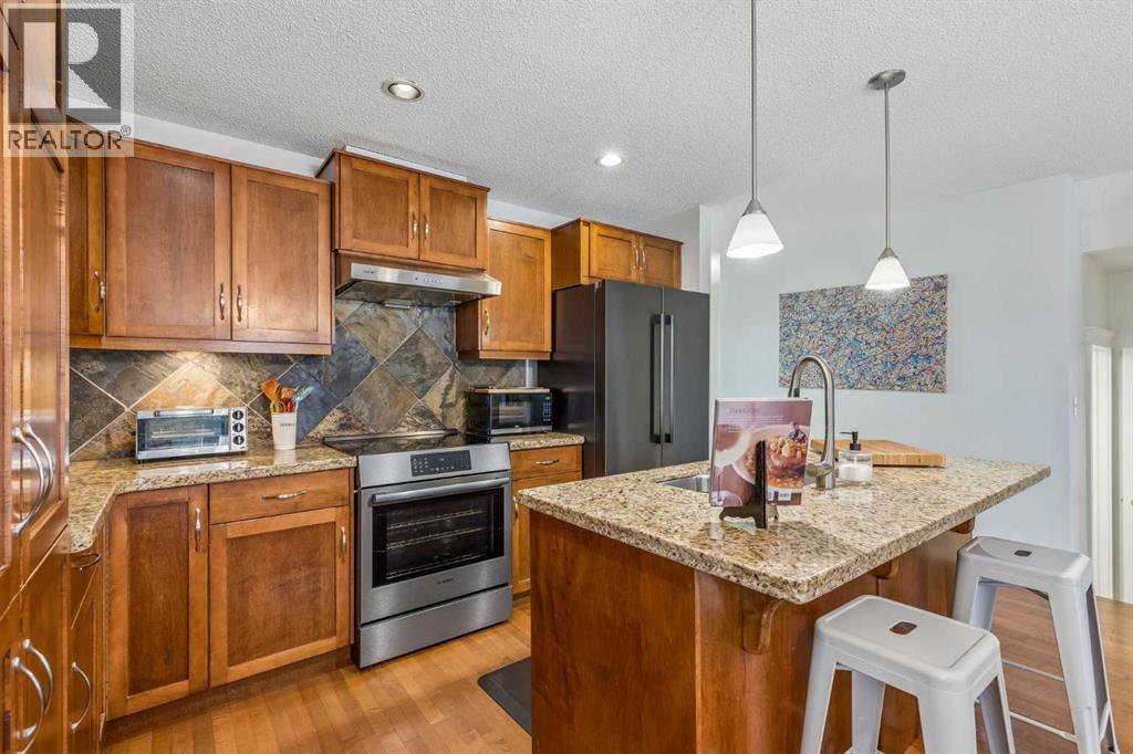3444 3 Avenue NW, Calgary, Alberta  T2N 0M3 - Photo 4 - A2336104