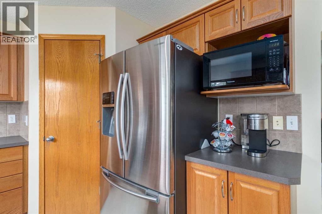 880 Prestwick Circle SE, Calgary, Alberta  T2Z 4E4 - Photo 11 - A2338827