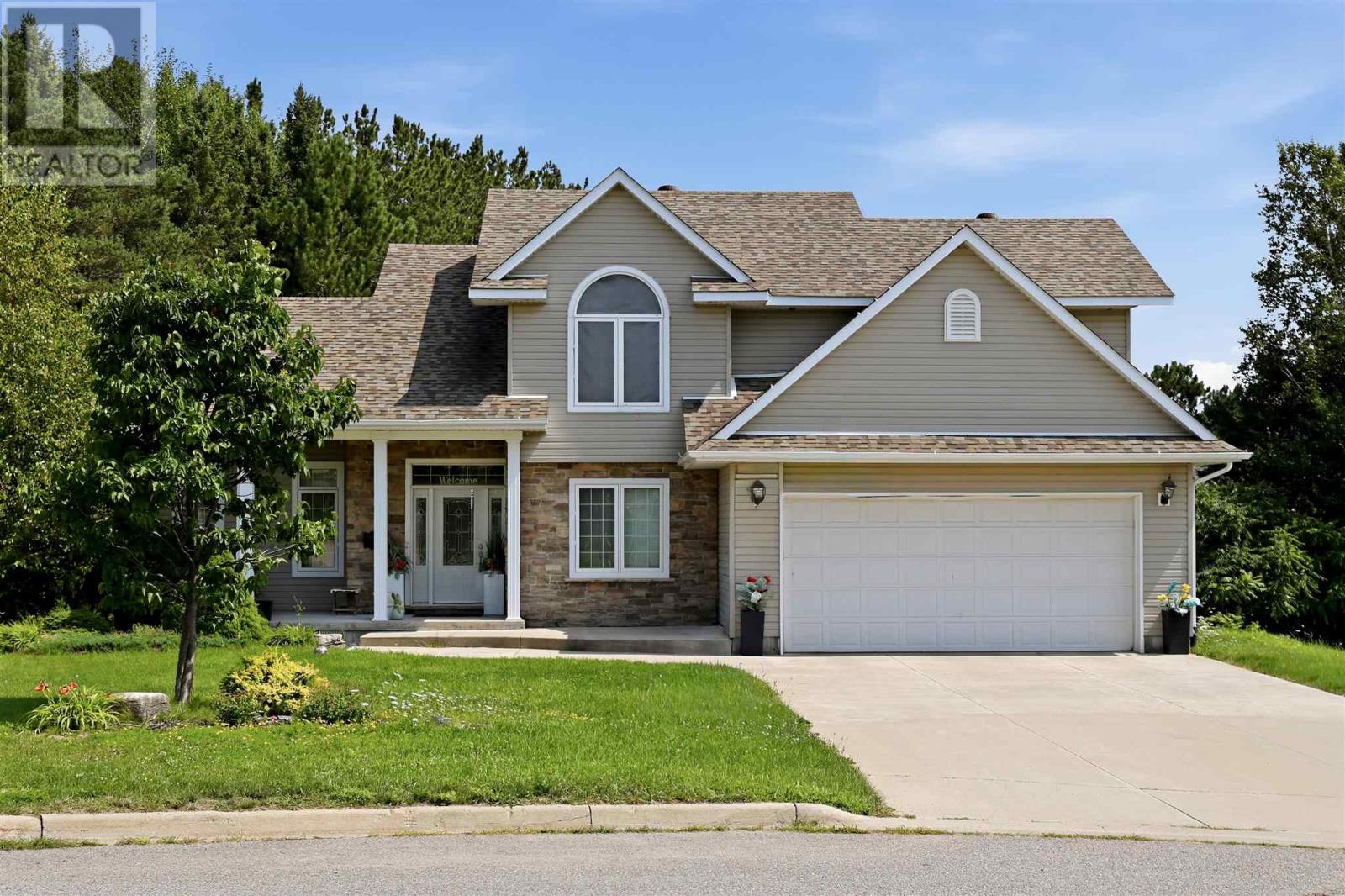 6 Millstream Dr, Sault Ste. Marie, Ontario P6B 6L7 - Photo 1 - SM262274