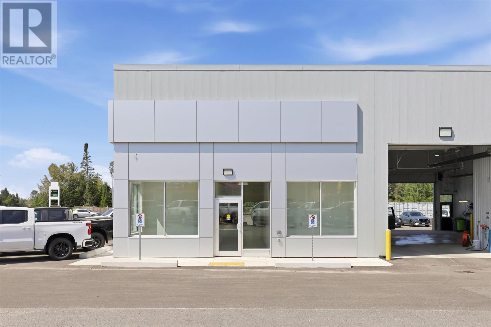 911 Great Northern Rd, Sault Ste. Marie, Ontario  P6B 0B9 - Photo 8 - SM262275