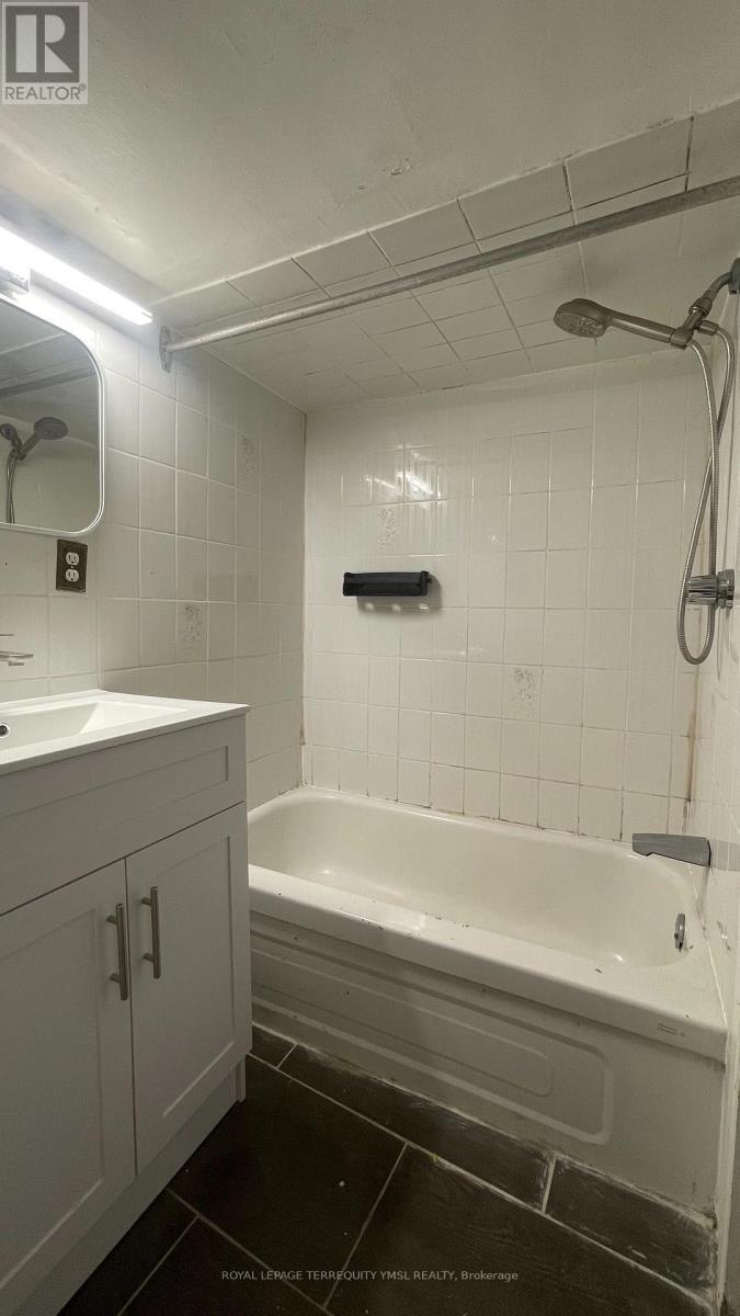Basement - 1228 Dufferin Street, Toronto, Ontario M6H 4C1 - Photo 9 - W13692576