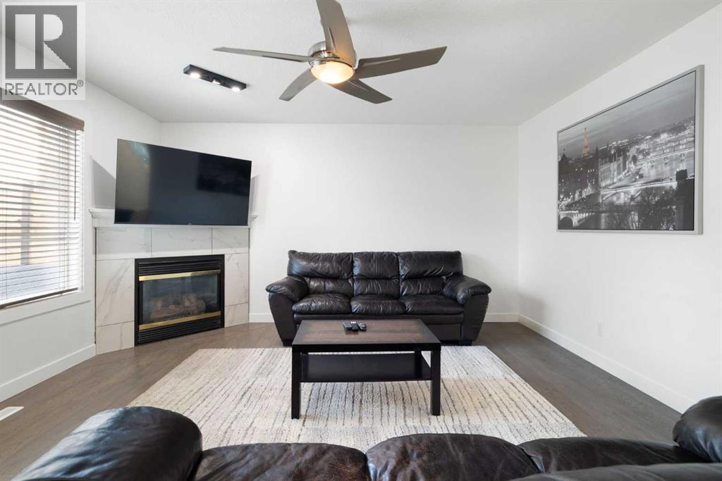 56 West Cedar Rise SW, Calgary, Alberta  T3H 5E2 - Photo 18 - A2338388