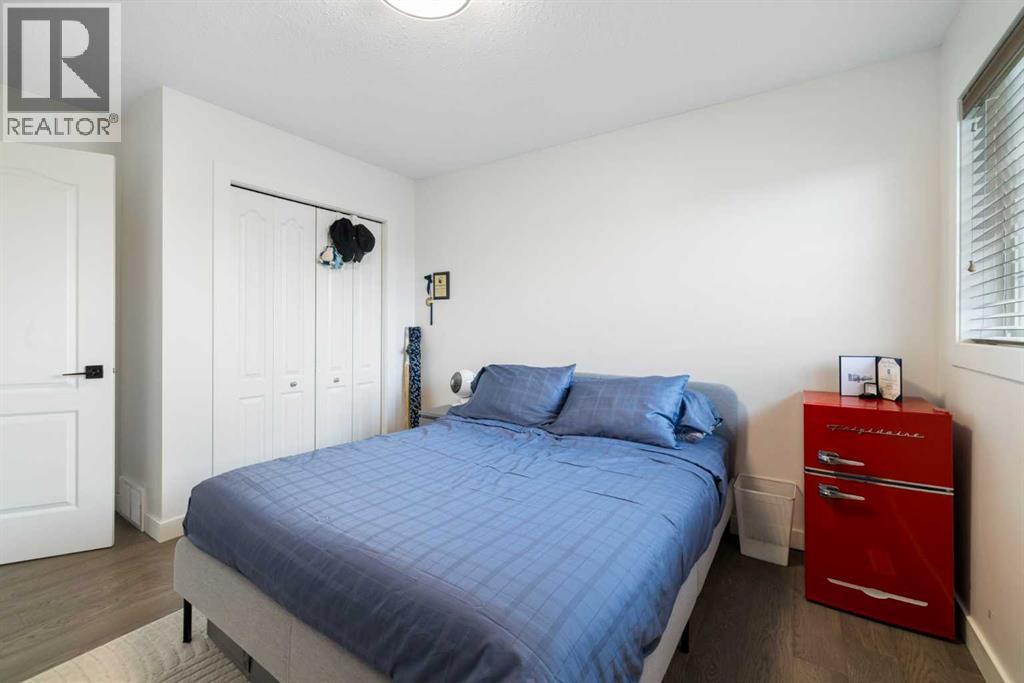 56 West Cedar Rise SW, Calgary, Alberta  T3H 5E2 - Photo 33 - A2338388