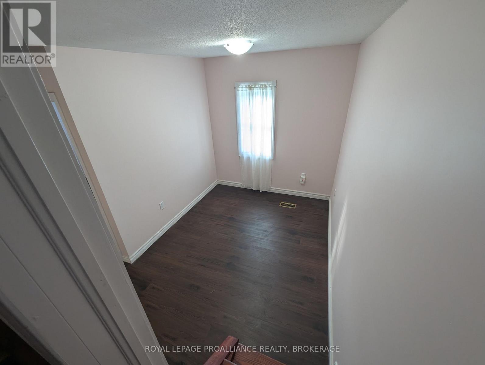 1105 Montreal Street, Kingston, Ontario  K7K 3K6 - Photo 11 - X13702234