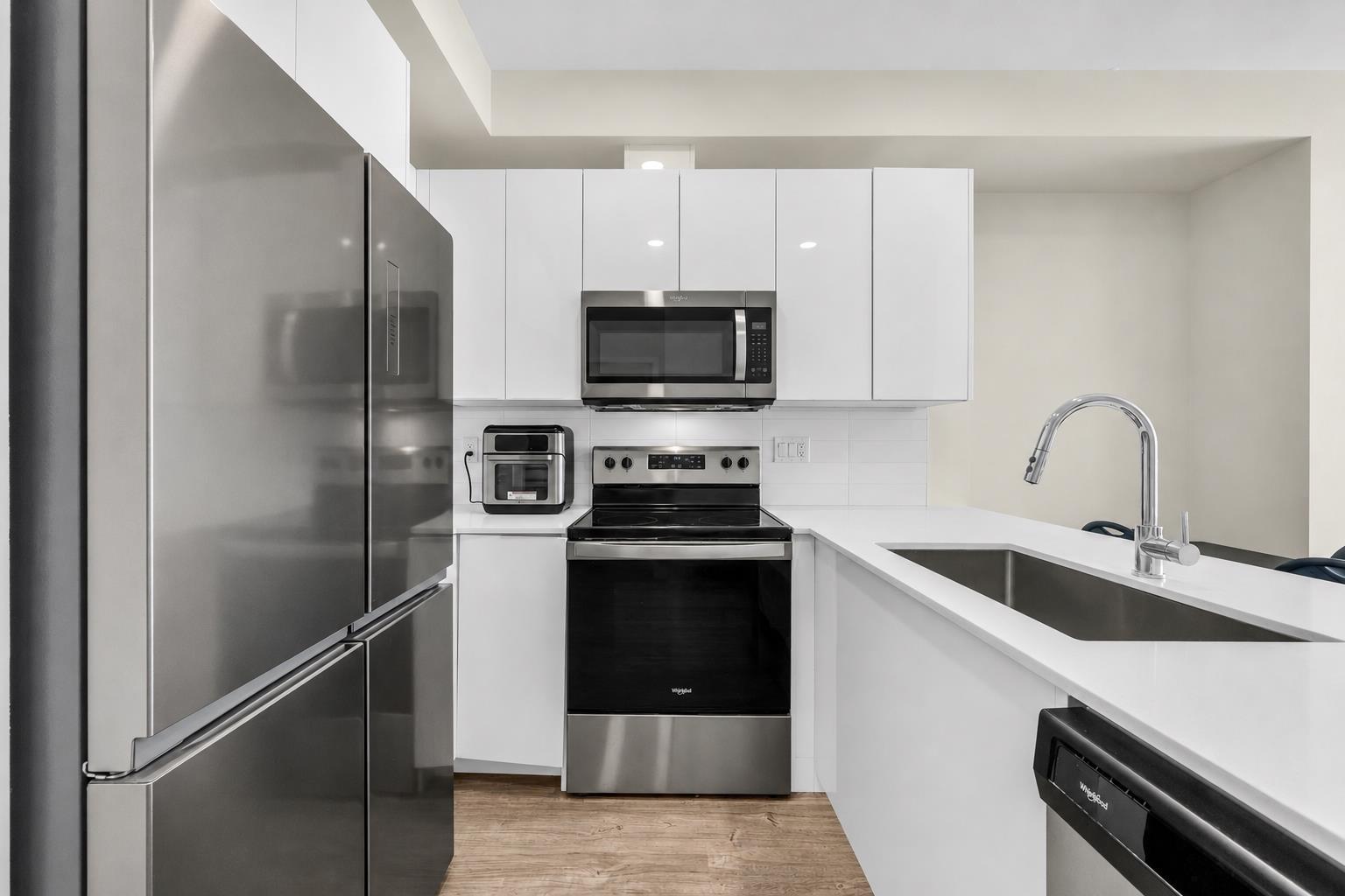 201 9450 Robson Street, Chilliwack Proper West, Chilliwack, British Columbia  V2P 0L7 - Photo 2 - R3157824