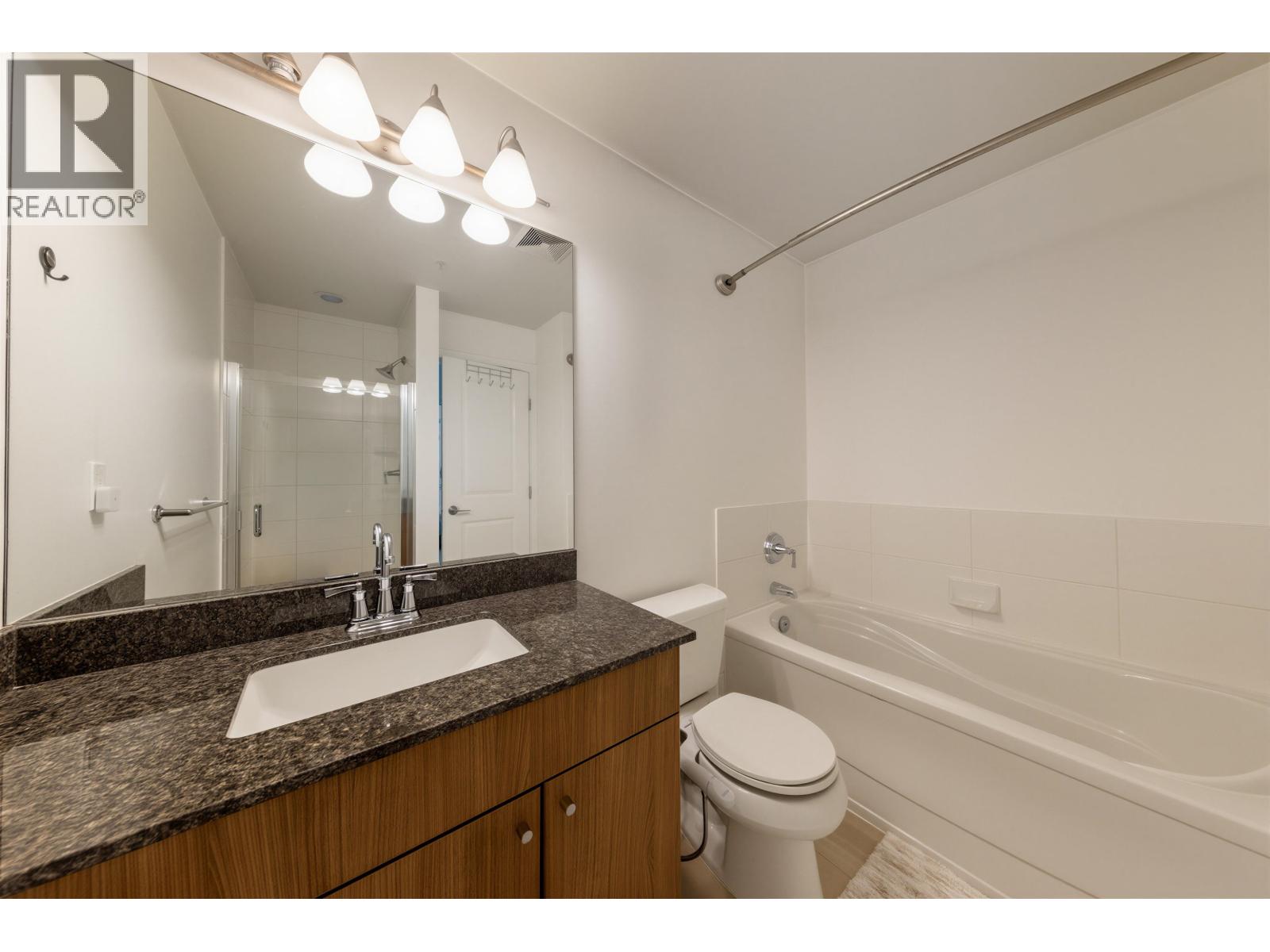 401 265 Ross Drive, New Westminster, British Columbia  V3L 0C8 - Photo 12 - R3157841