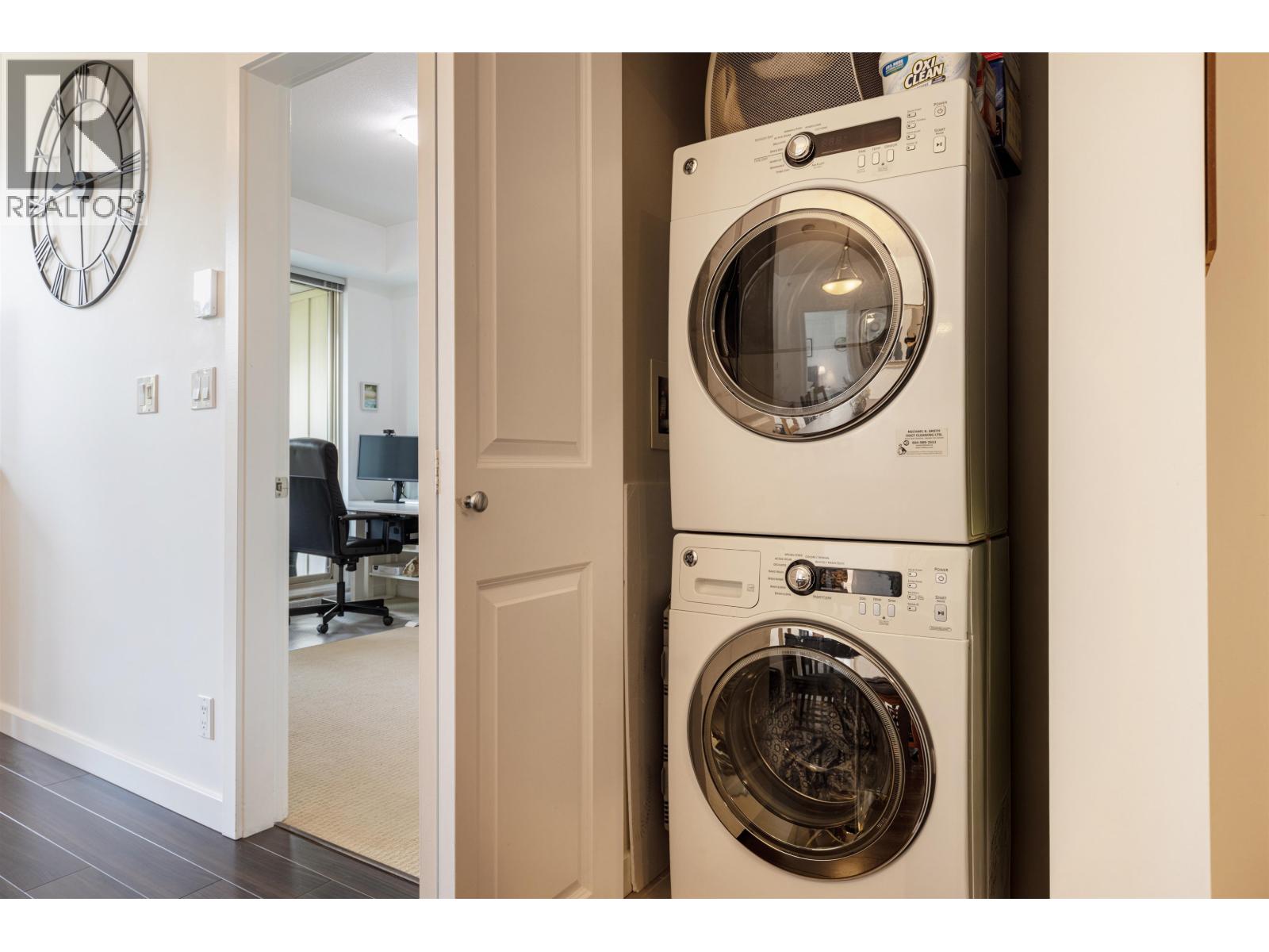 401 265 Ross Drive, New Westminster, British Columbia  V3L 0C8 - Photo 17 - R3157841